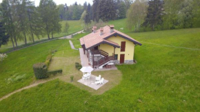Cinque Abeti Agrialloggio Mountain Lake Iseo Hospitality